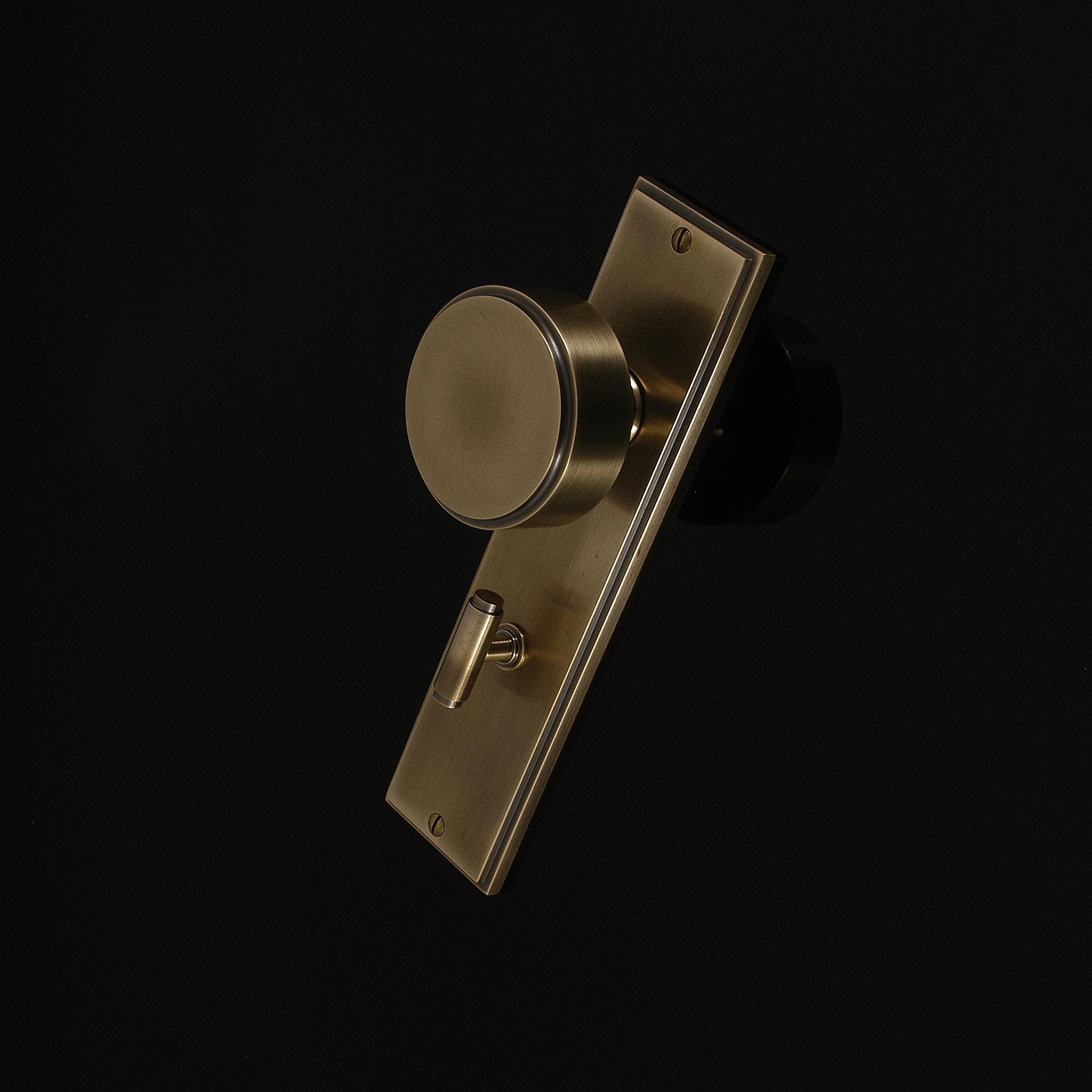 Compton Door Knob on Plate - Image 364