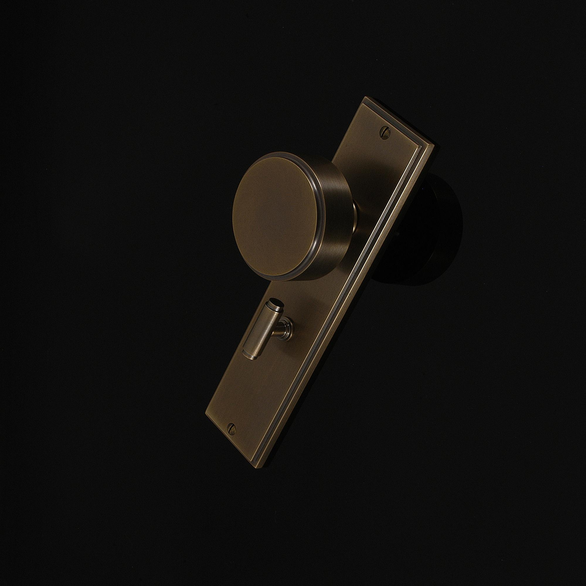 Compton Door Knob on Plate - Image 365