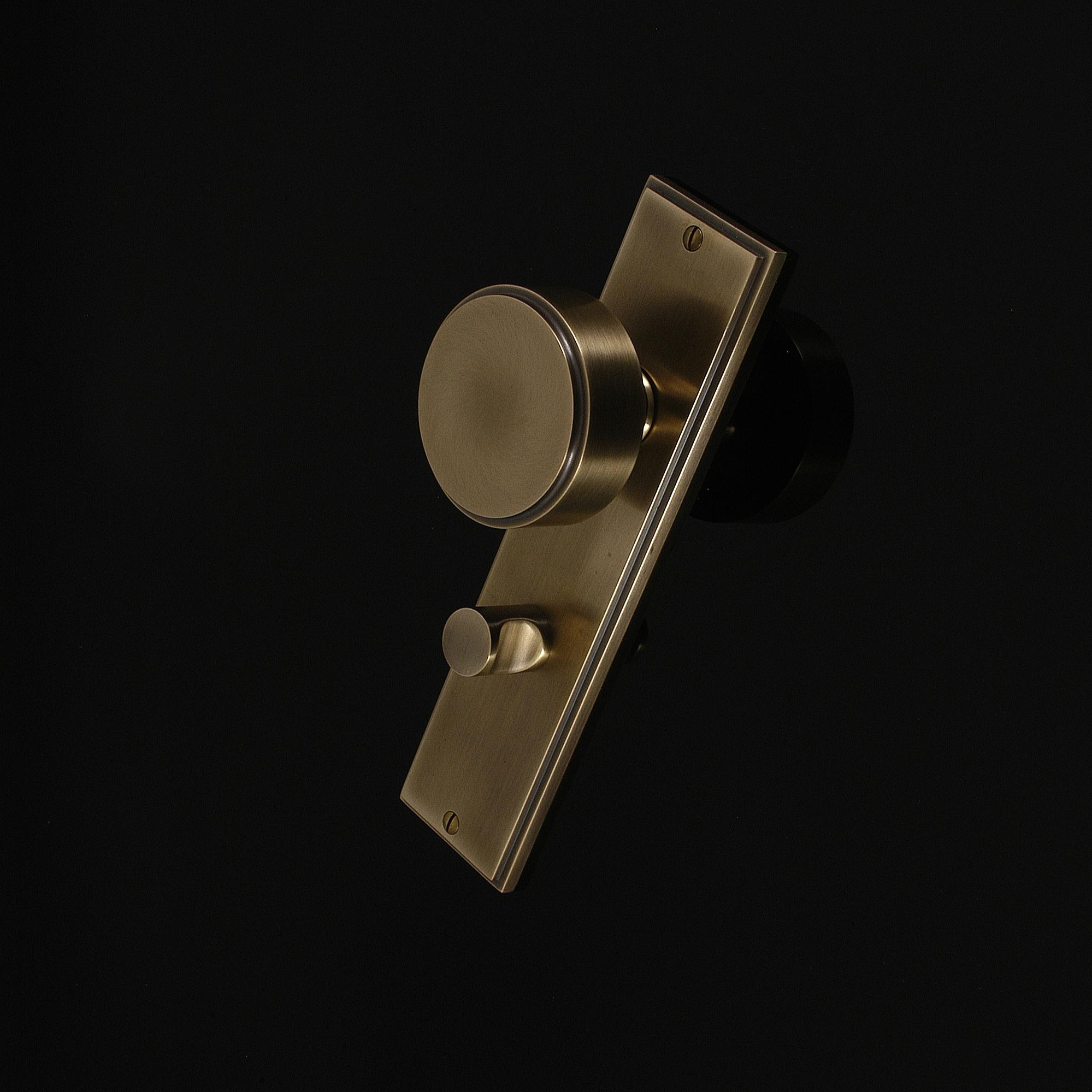 Compton Door Knob on Plate - Image 373