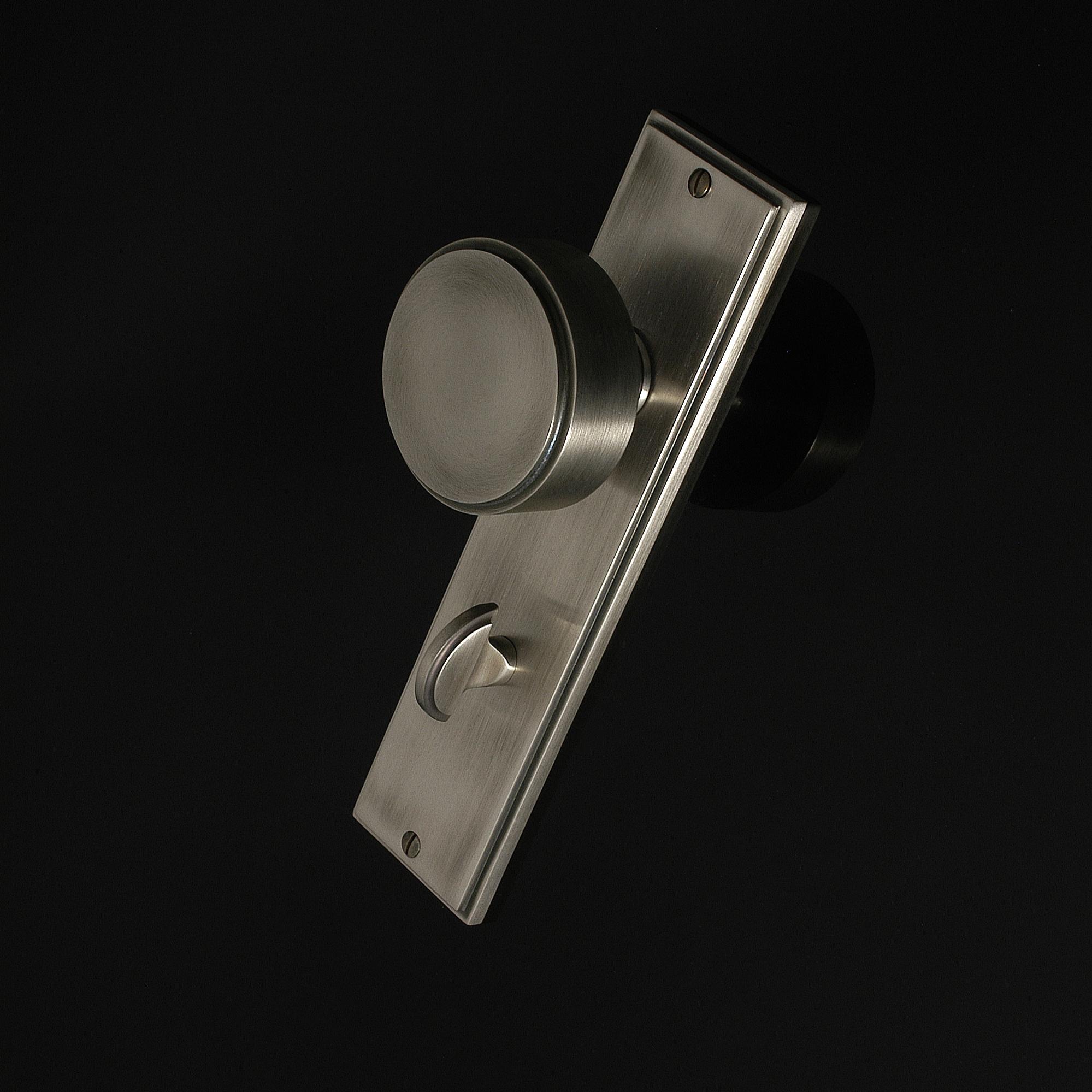 Compton Door Knob on Plate - Image 381