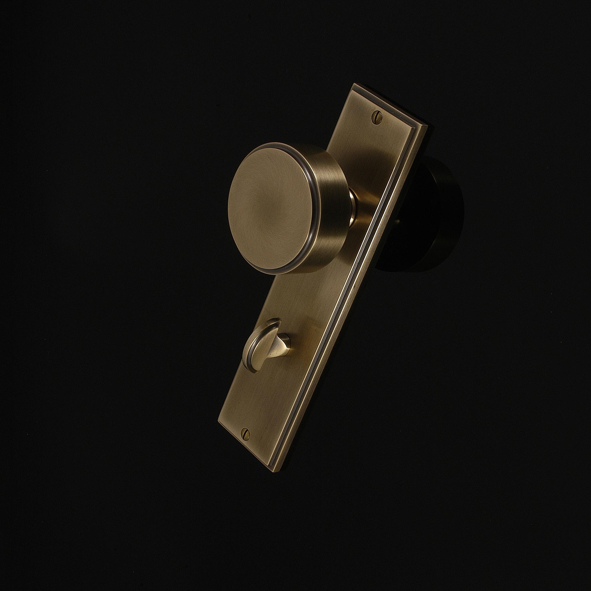 Compton Door Knob on Plate - Image 382