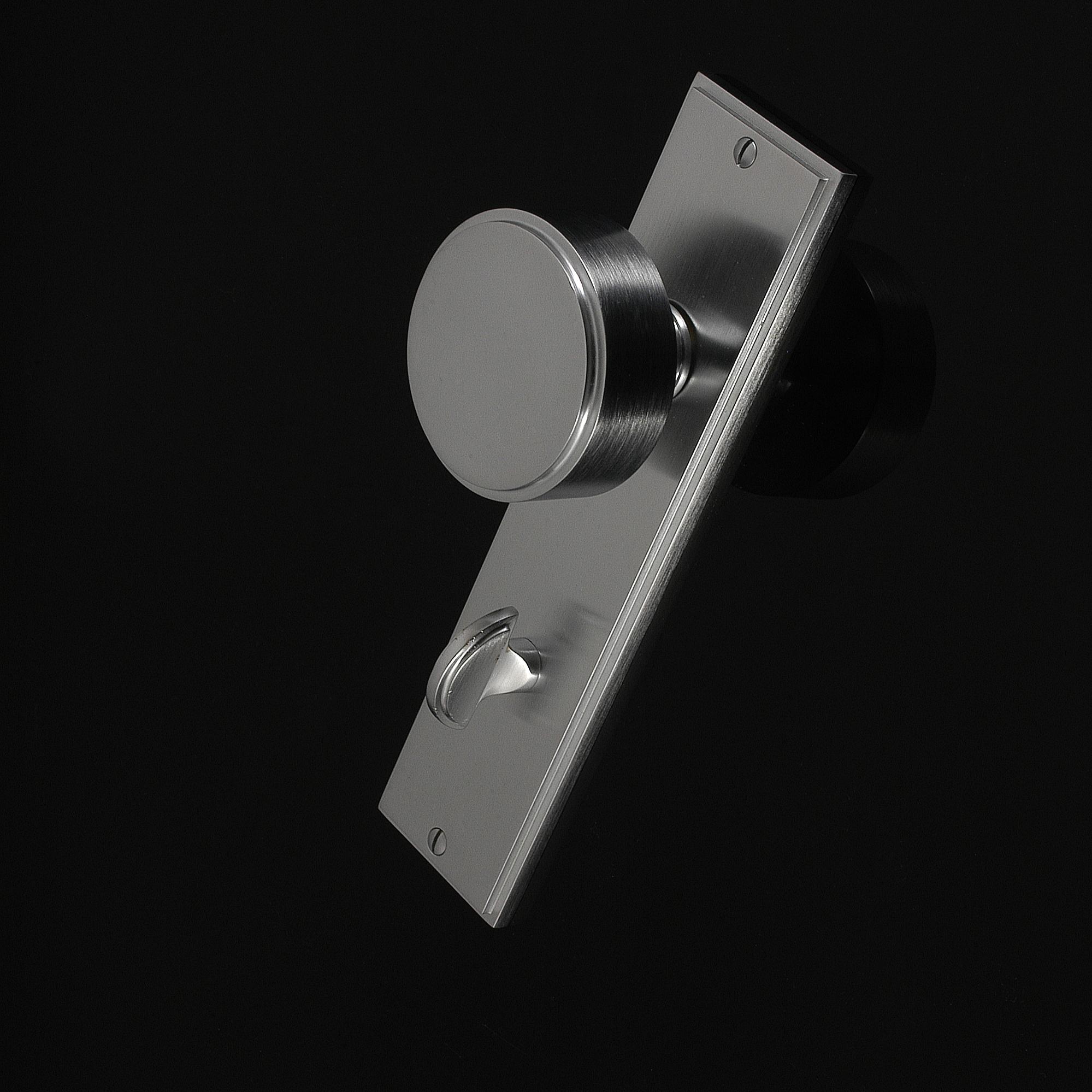 Compton Door Knob on Plate - Image 388