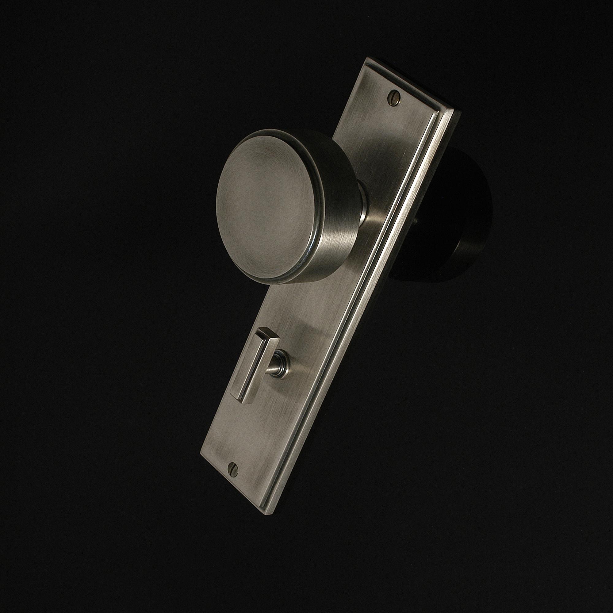 Compton Door Knob on Plate - Image 390