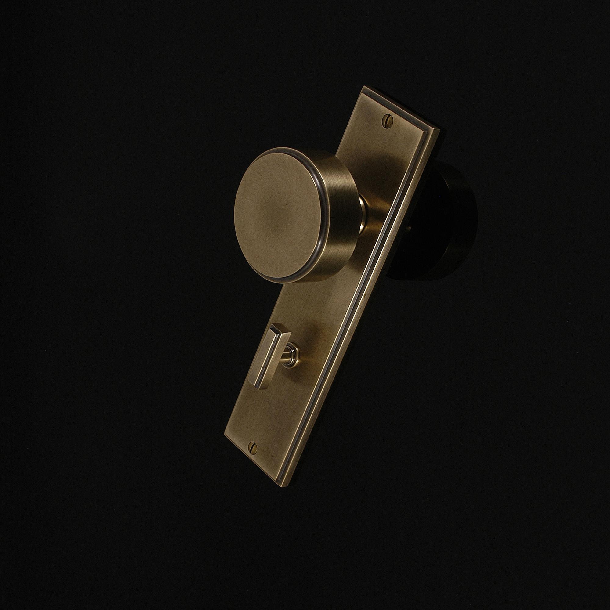 Compton Door Knob on Plate - Image 391