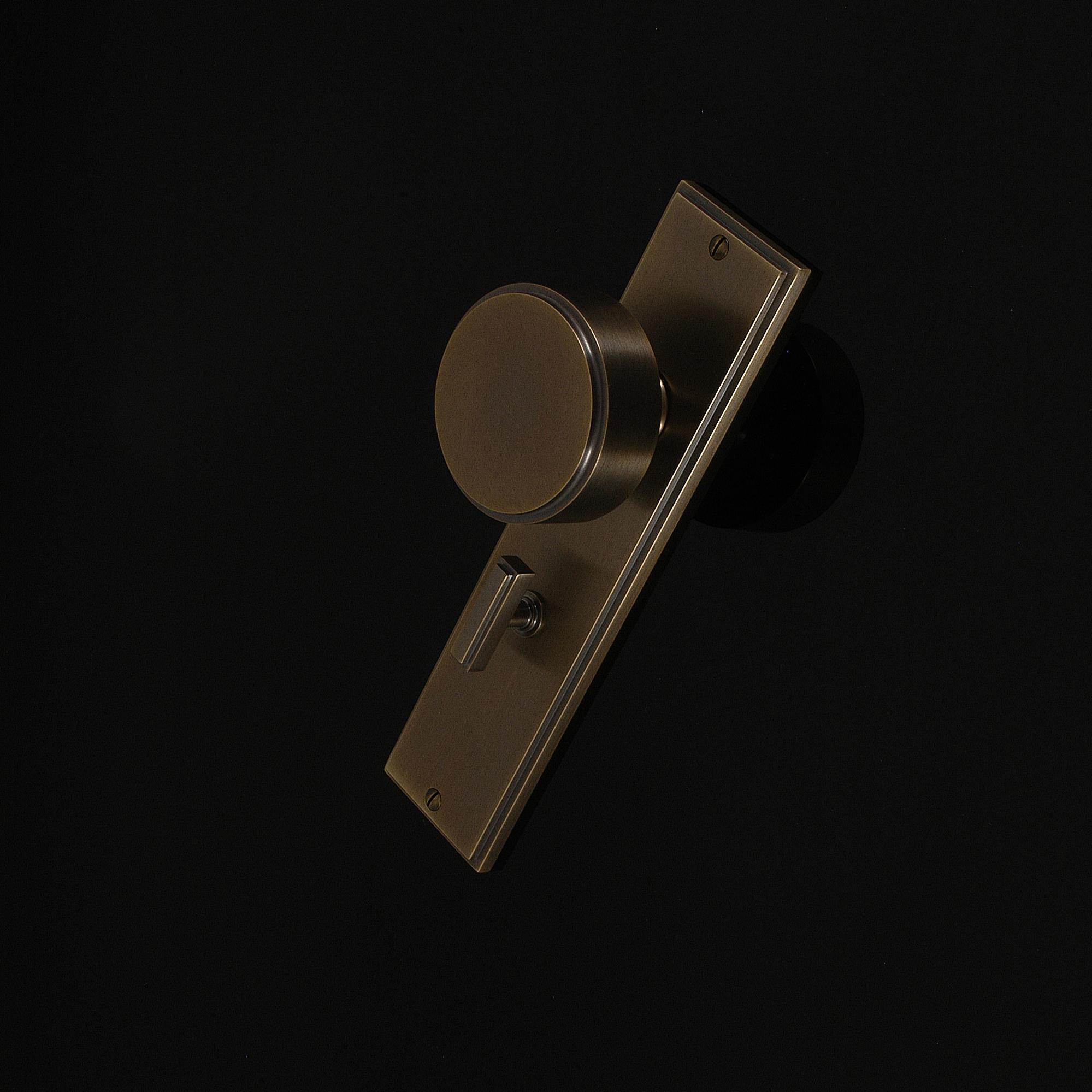 Compton Door Knob on Plate - Image 392