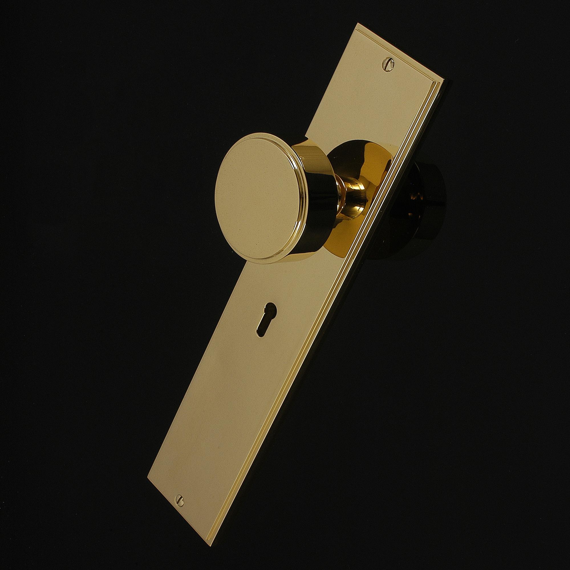 Compton Door Knob on Plate - Image 420