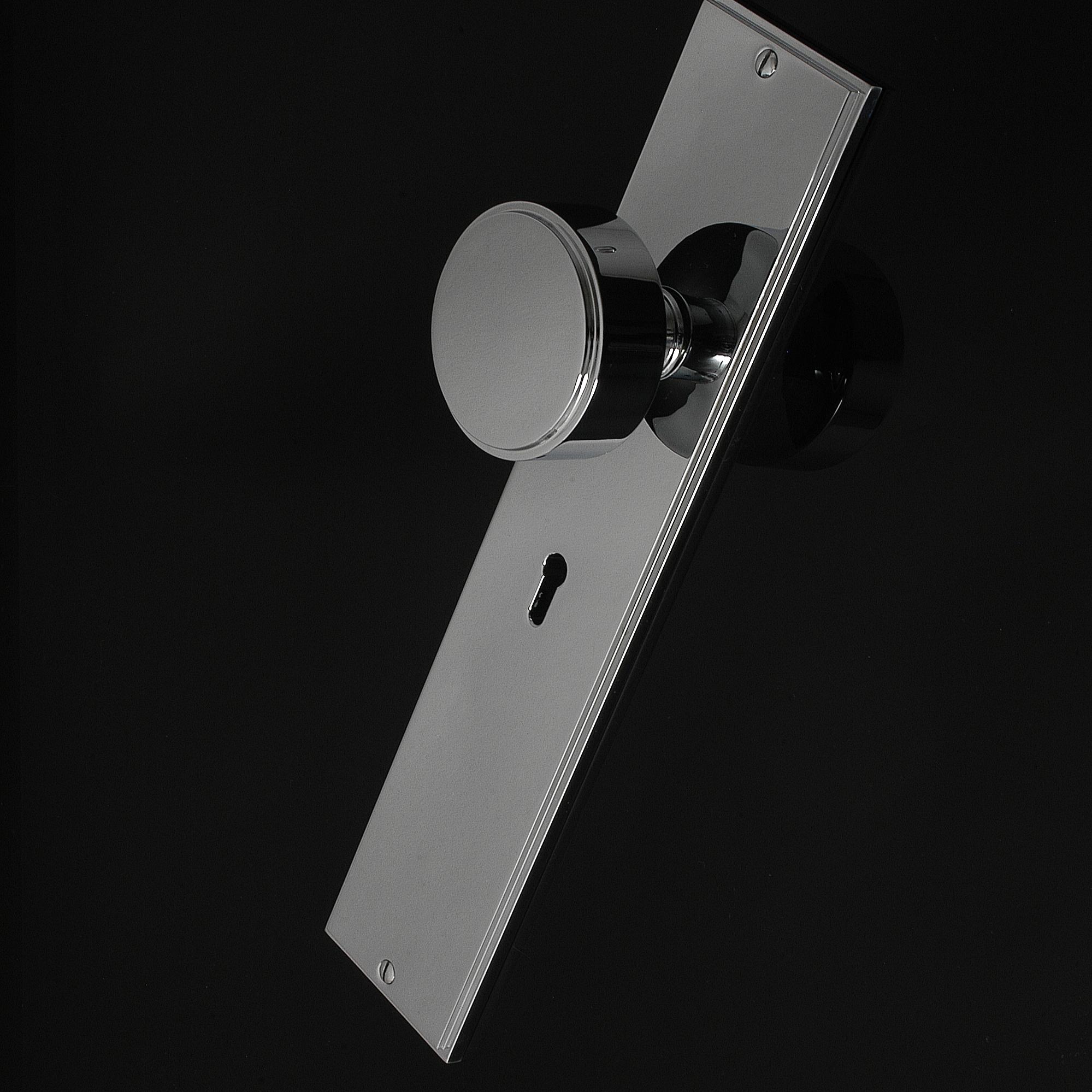 Compton Door Knob on Plate - Image 421