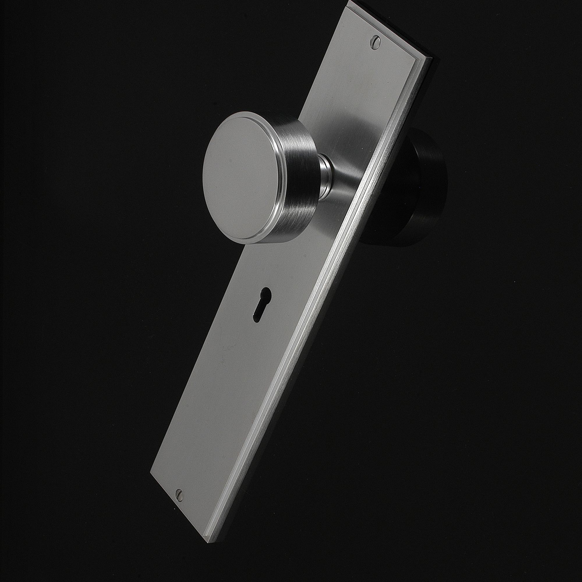 Compton Door Knob on Plate - Image 424