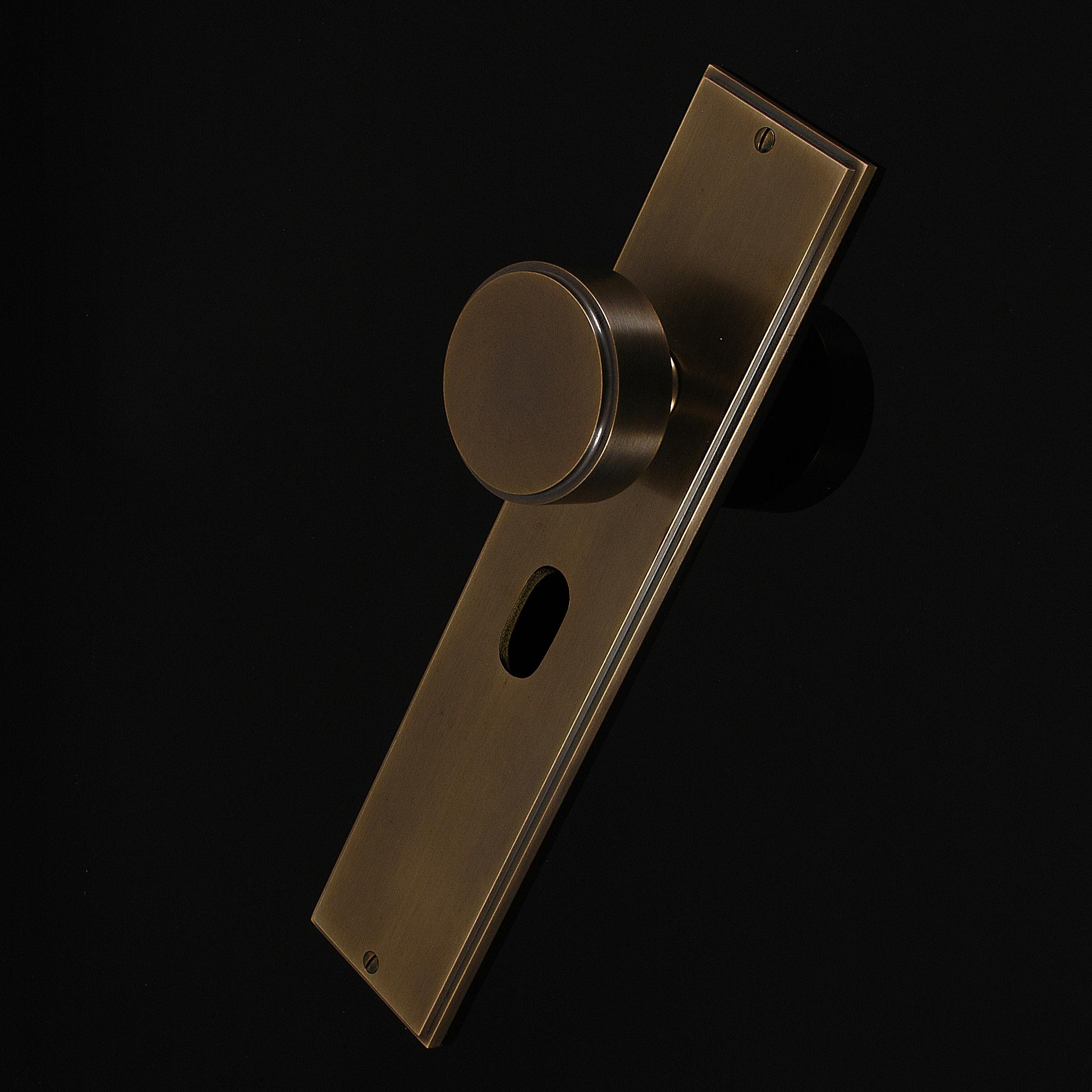 Compton Door Knob on Plate - Image 428