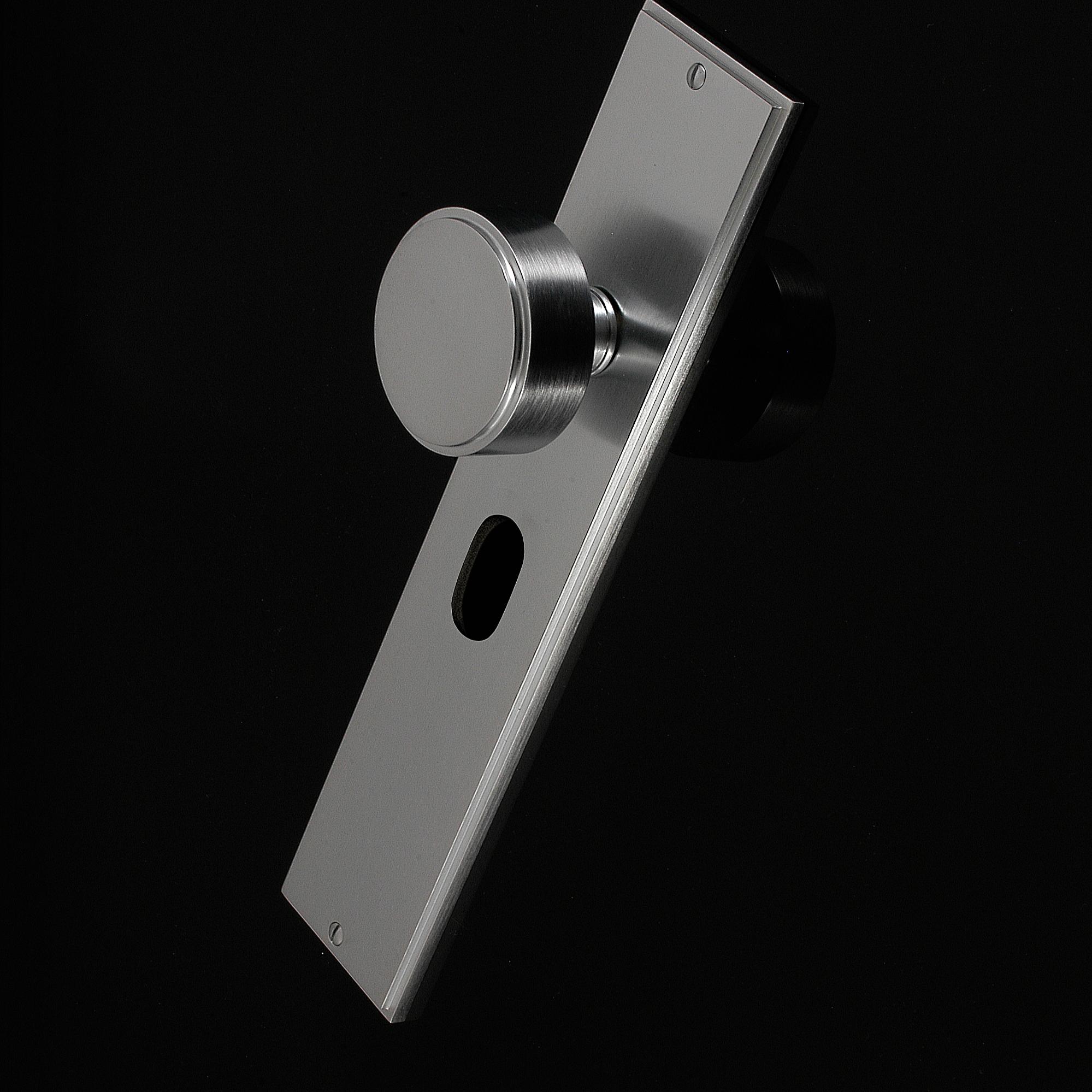 Compton Door Knob on Plate - Image 433