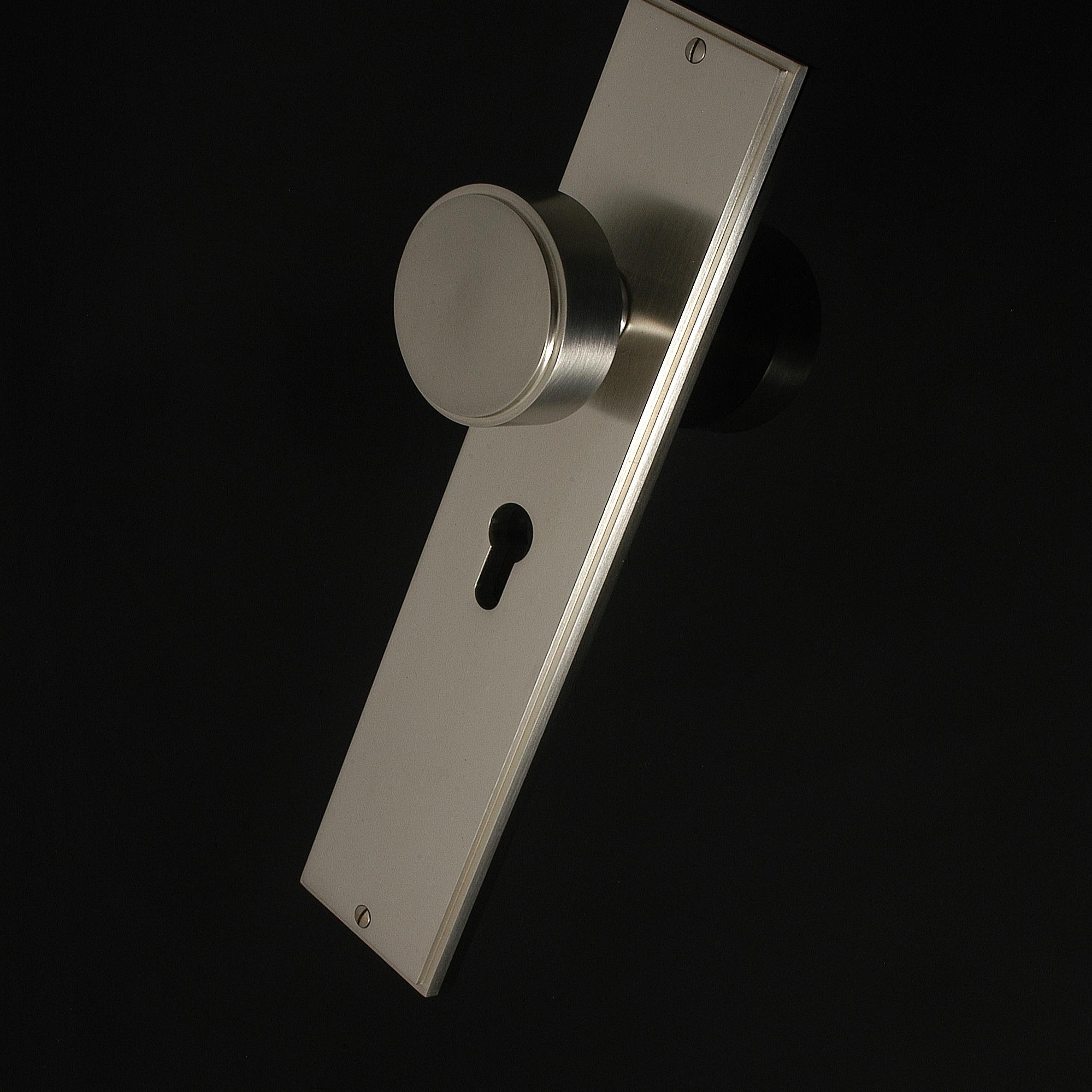 Compton Door Knob on Plate - Image 443