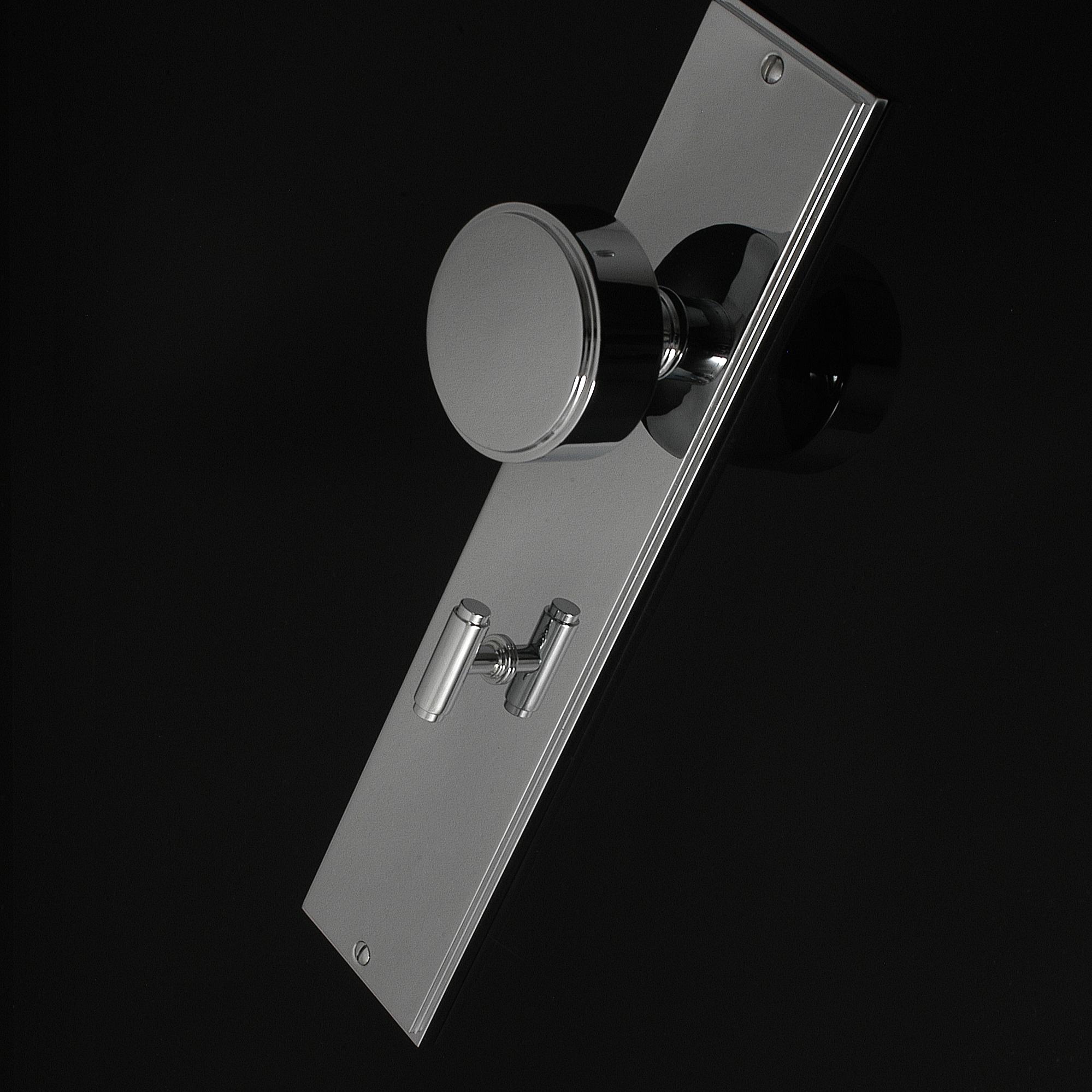 Compton Door Knob on Plate - Image 448