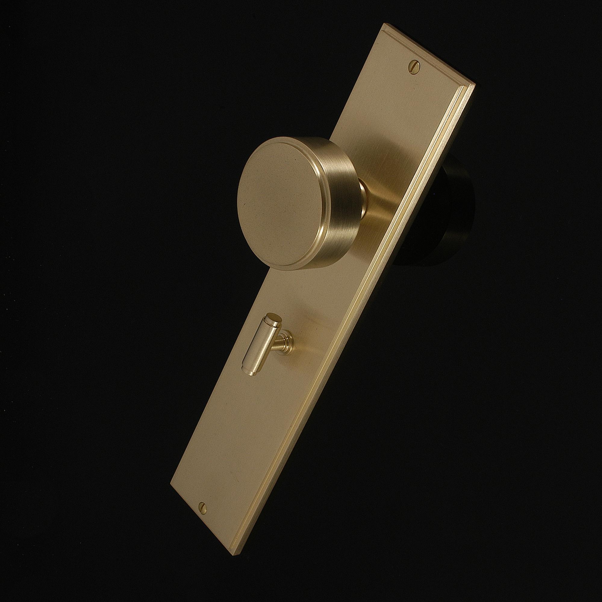 Compton Door Knob on Plate - Image 450