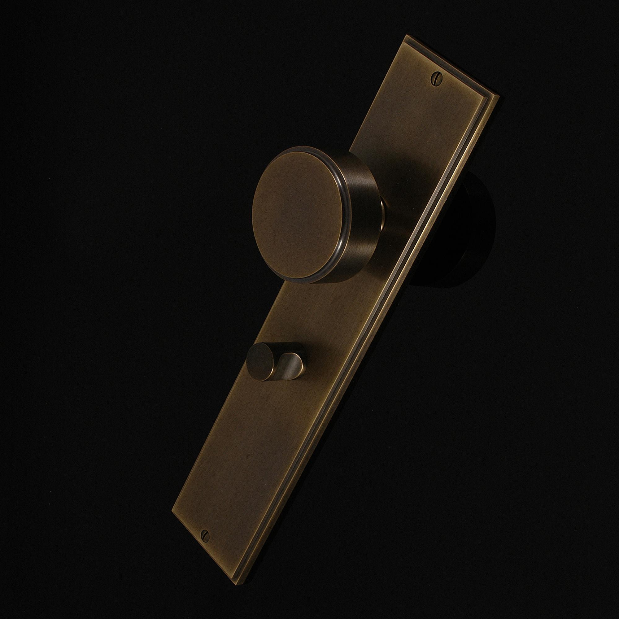 Compton Door Knob on Plate - Image 455