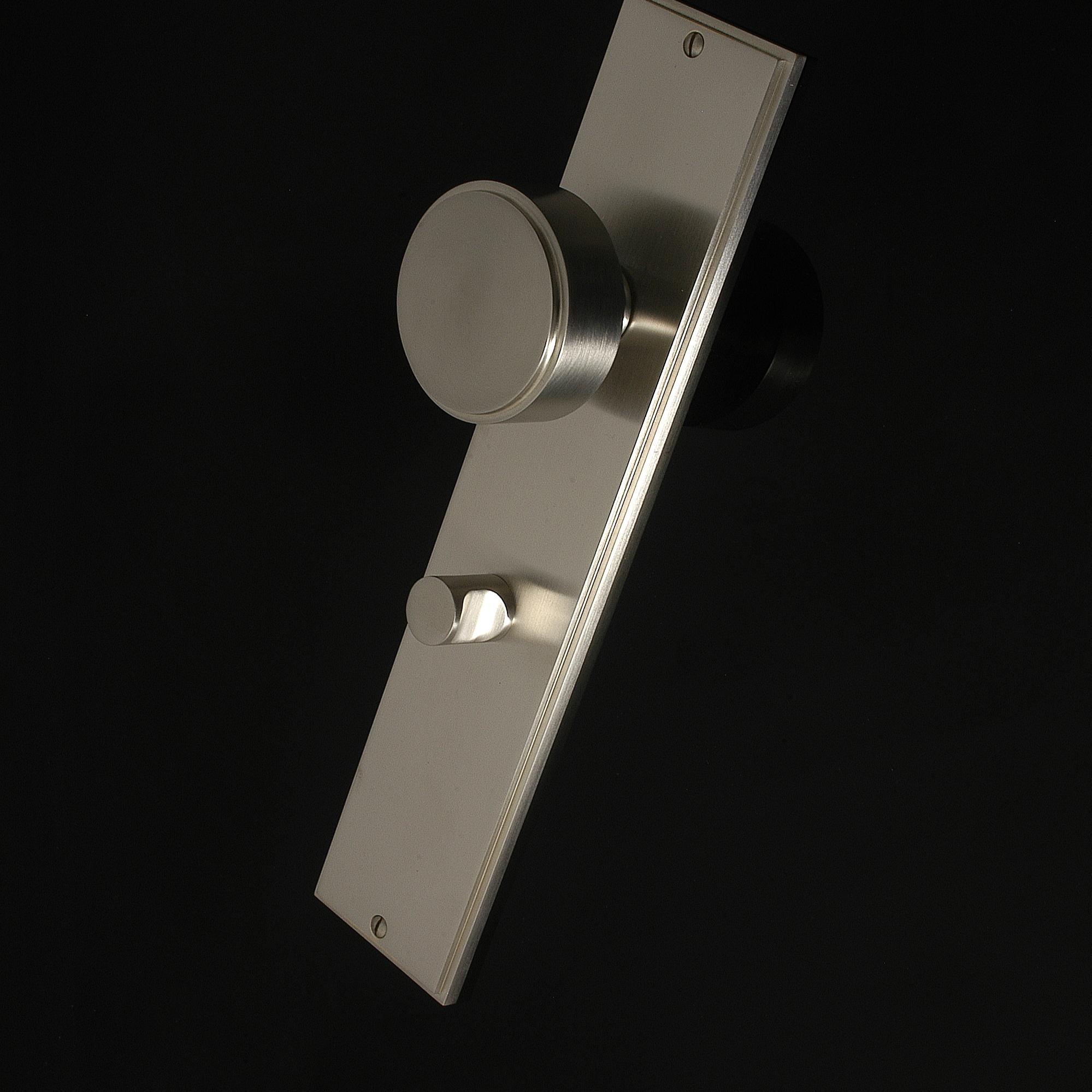Compton Door Knob on Plate - Image 461