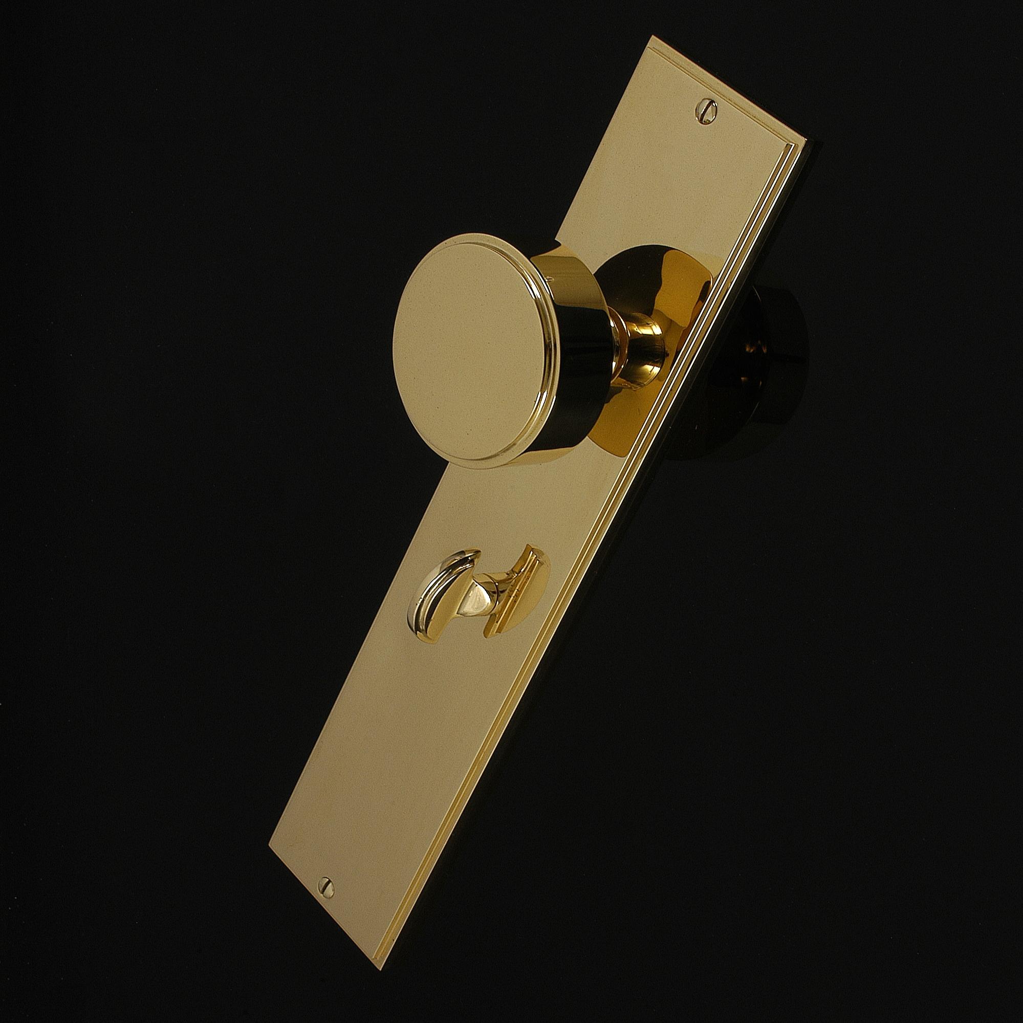 Compton Door Knob on Plate - Image 465