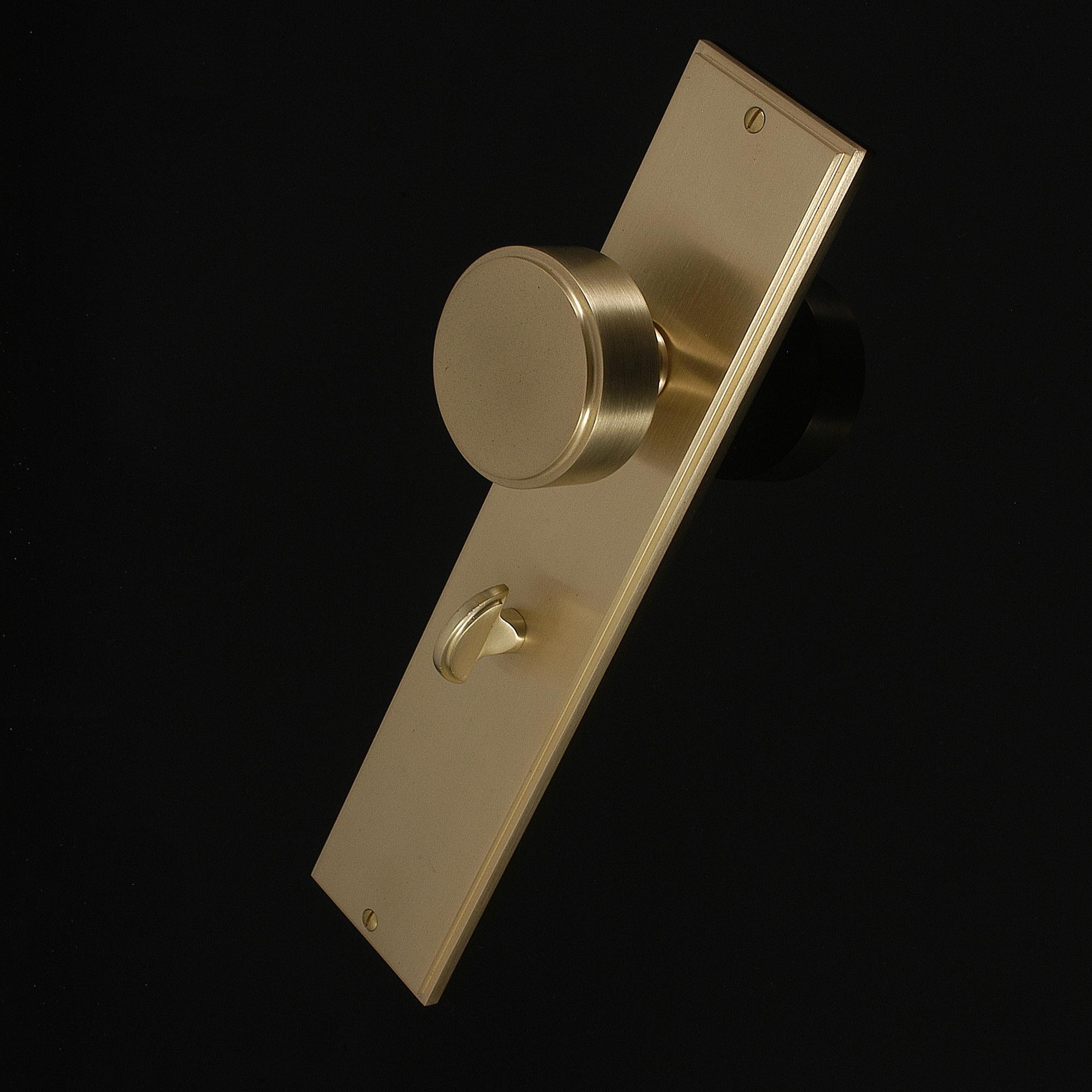 Compton Door Knob on Plate - Image 468