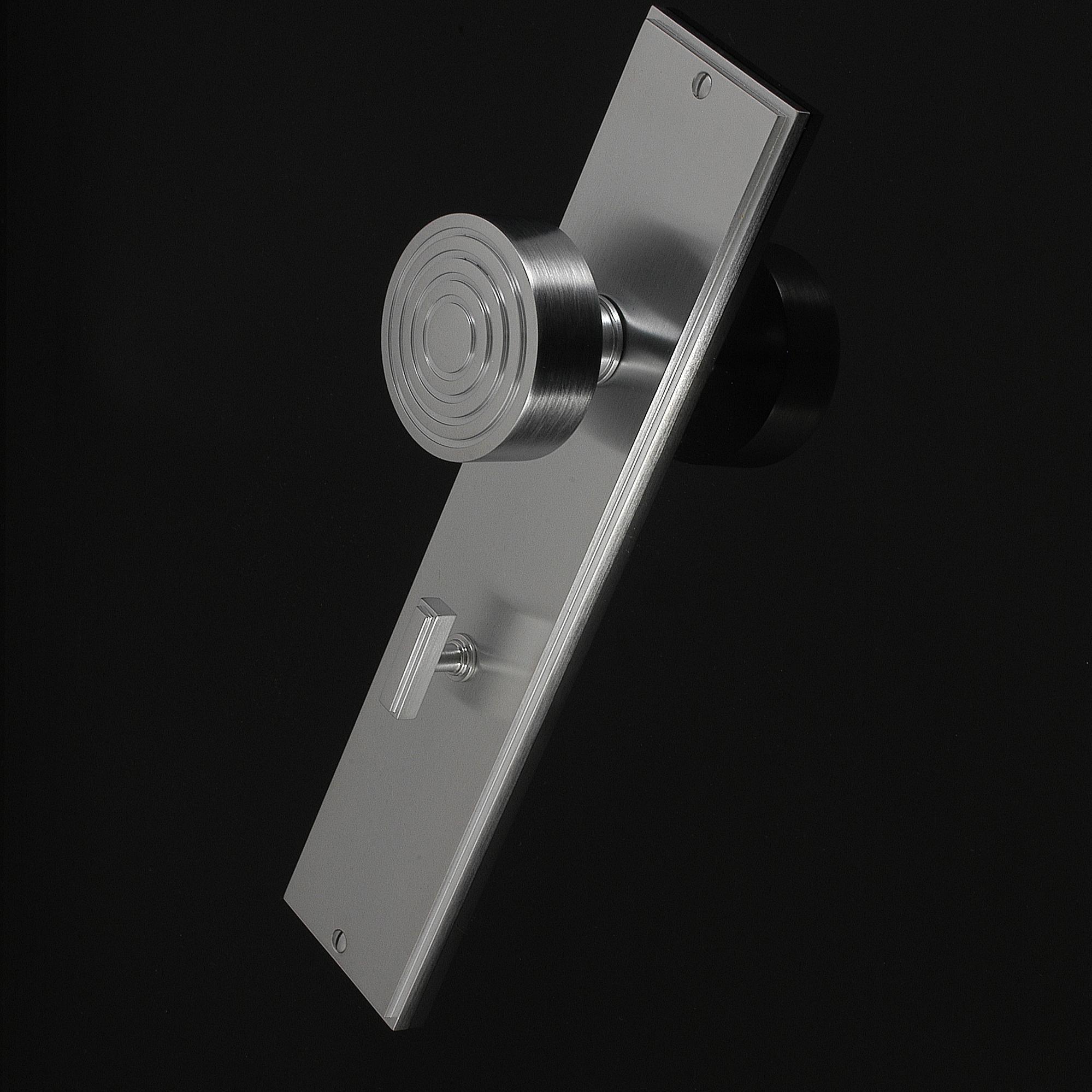 Burford Door Knob on Plate - Image 326