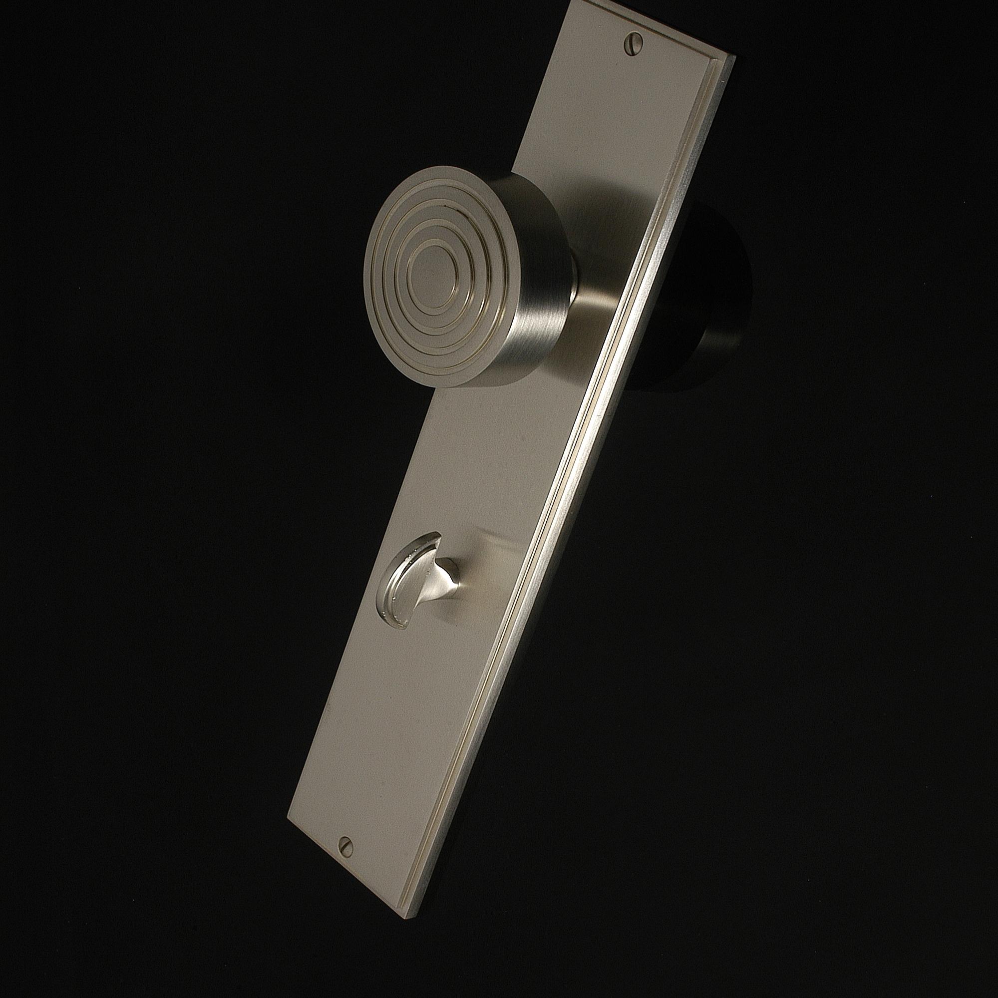 Burford Door Knob on Plate - Image 327