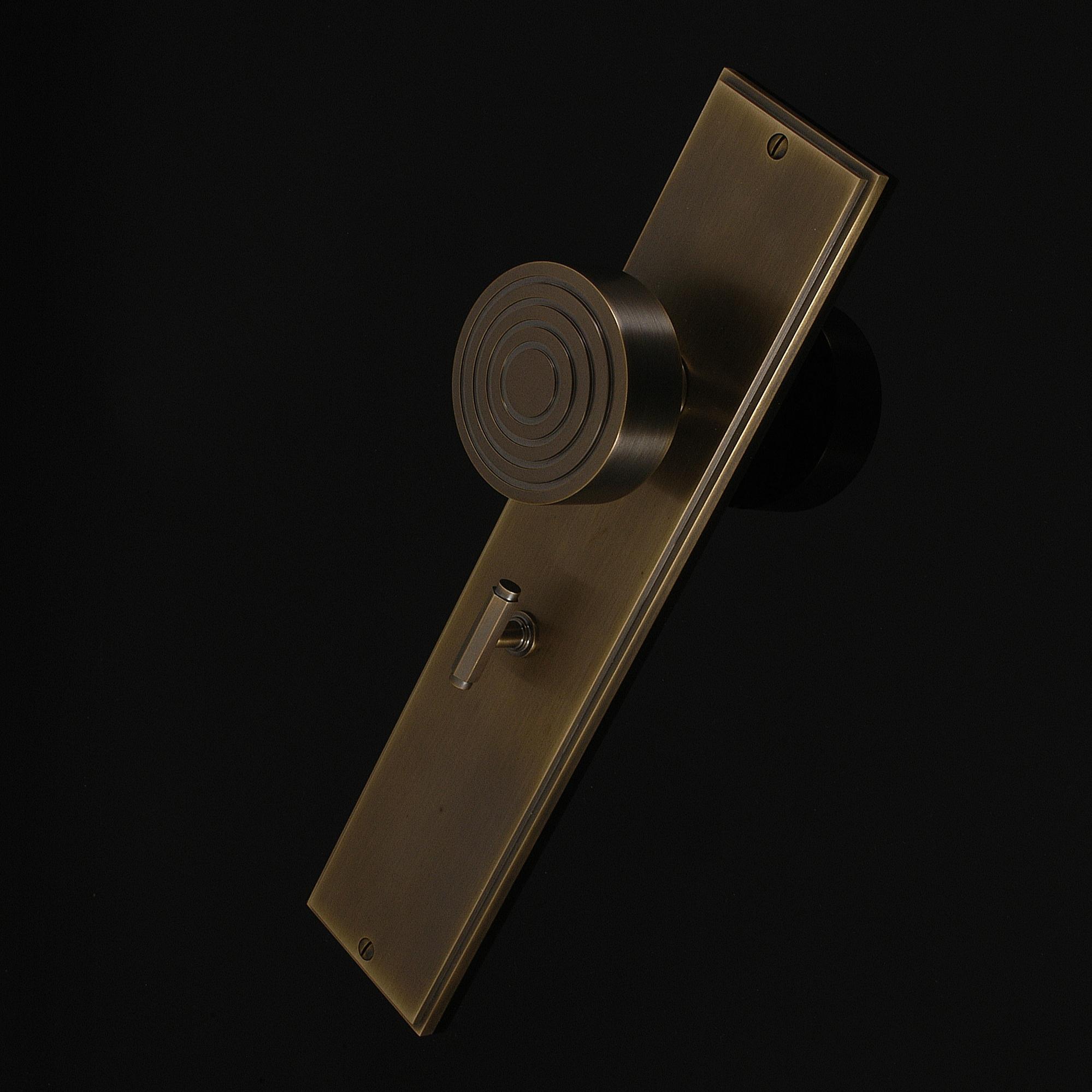 Burford Door Knob on Plate - Image 330