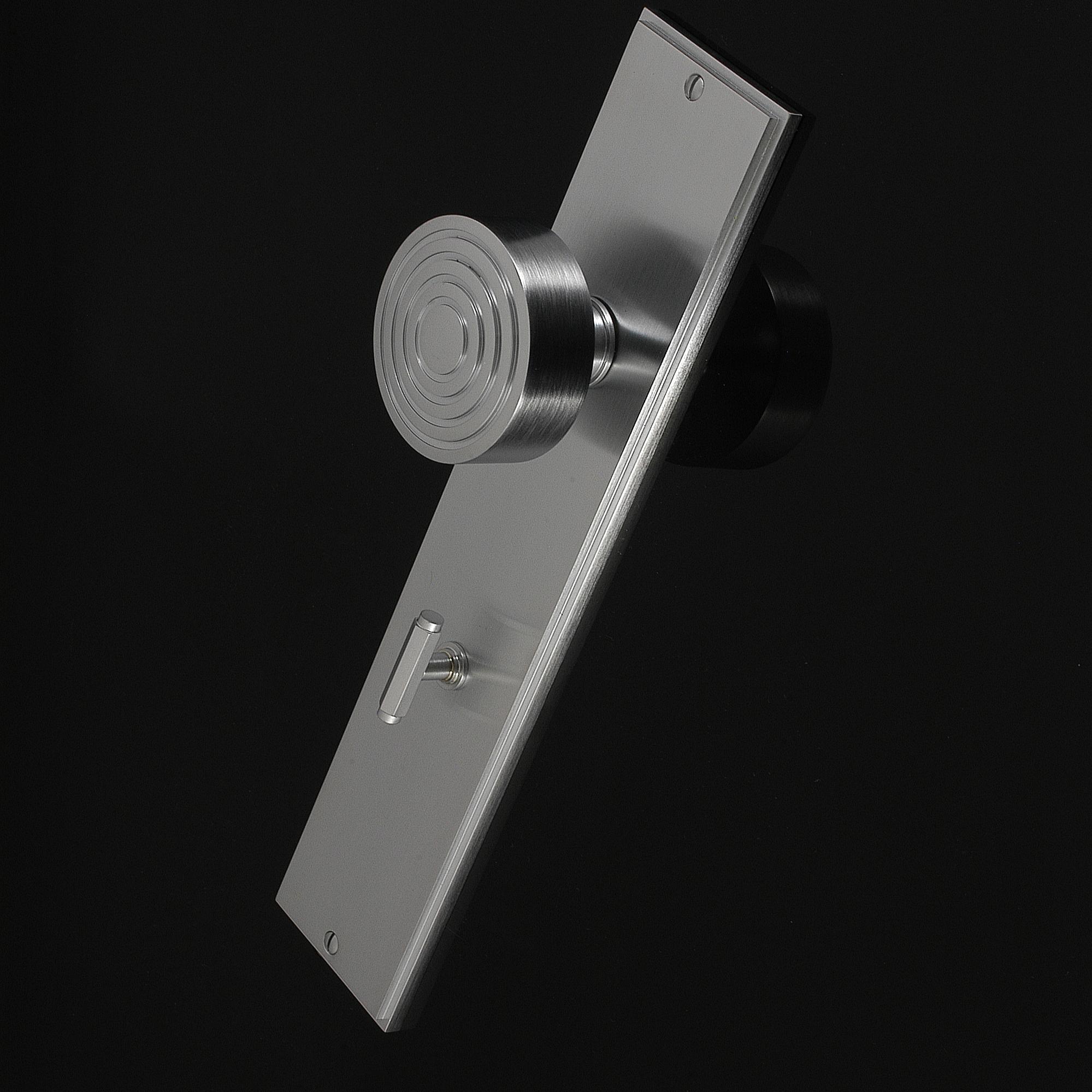 Burford Door Knob on Plate - Image 335