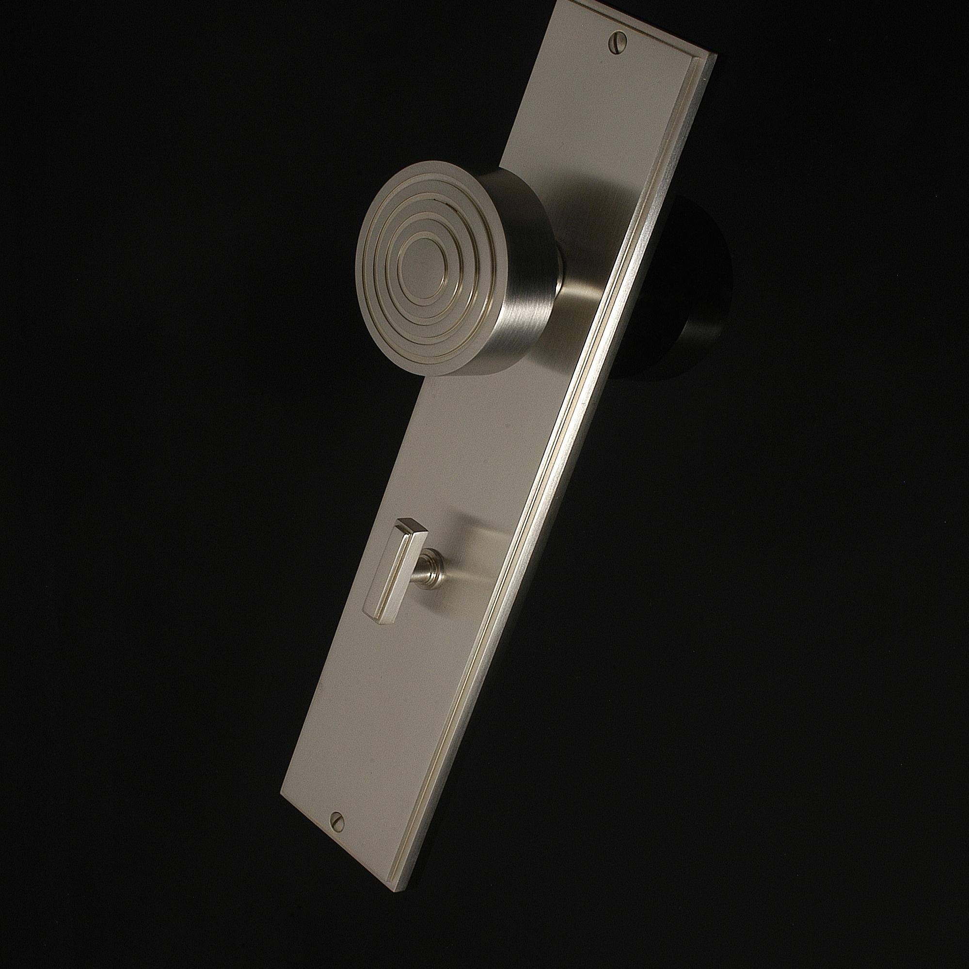 Burford Door Knob on Plate - Image 336
