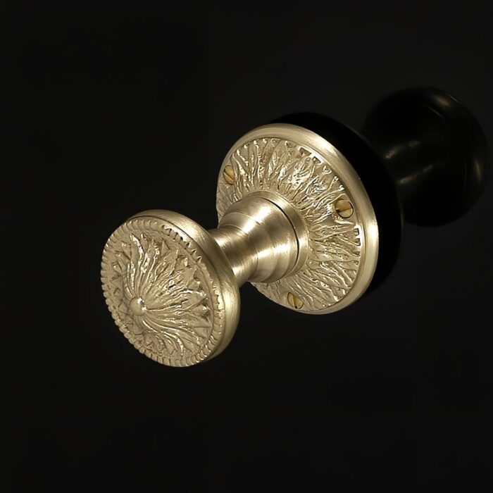 Adam 221 Door Knob