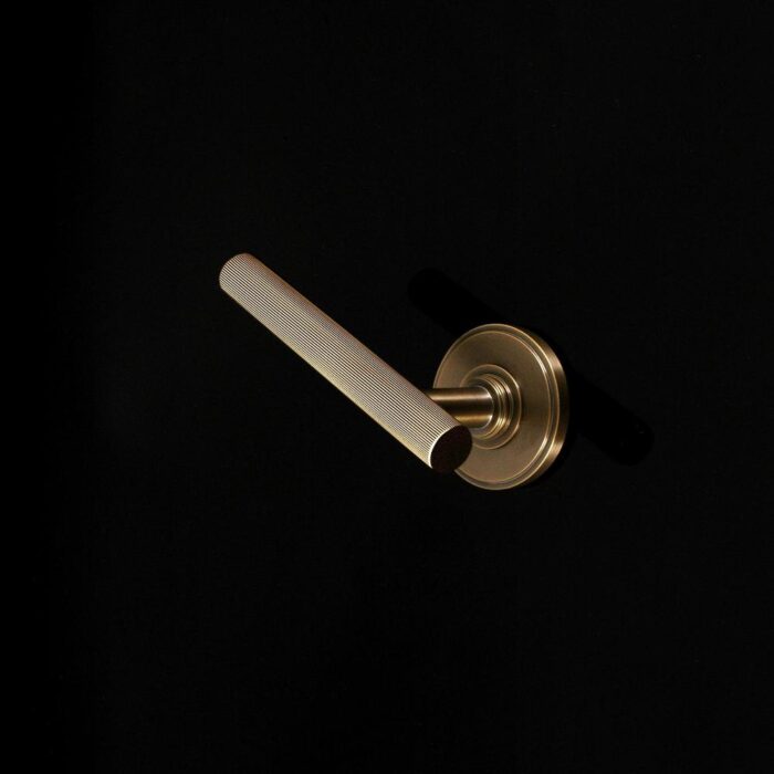 Kensington Door Handle - Image 32