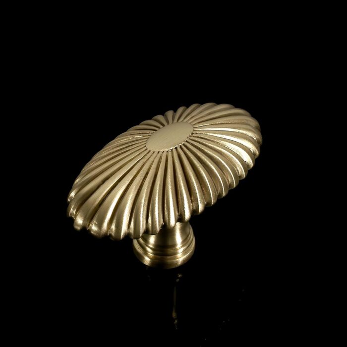 Grosvenor Oval Cupboard Knob