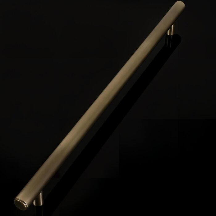 Compton Pull Handle