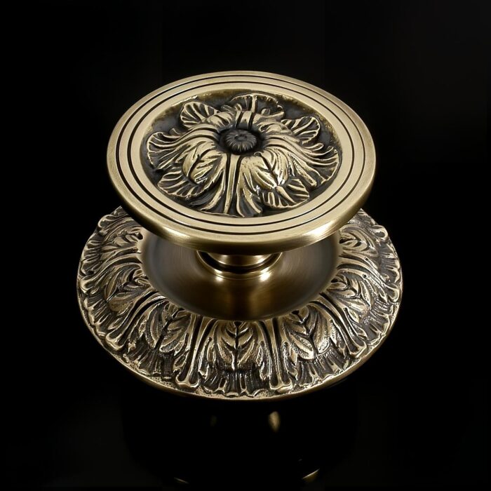 Adam Centre Door Knob