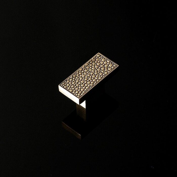 Broadway Inlay Cupboard T-Bar - Image 4