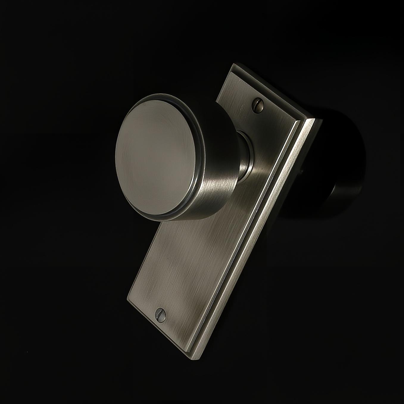 Compton Door Knob on Plate