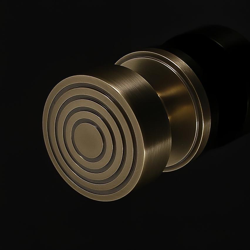 Burford Door Knob on Rose