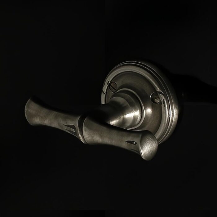 Bamboo T-Bar on Rose