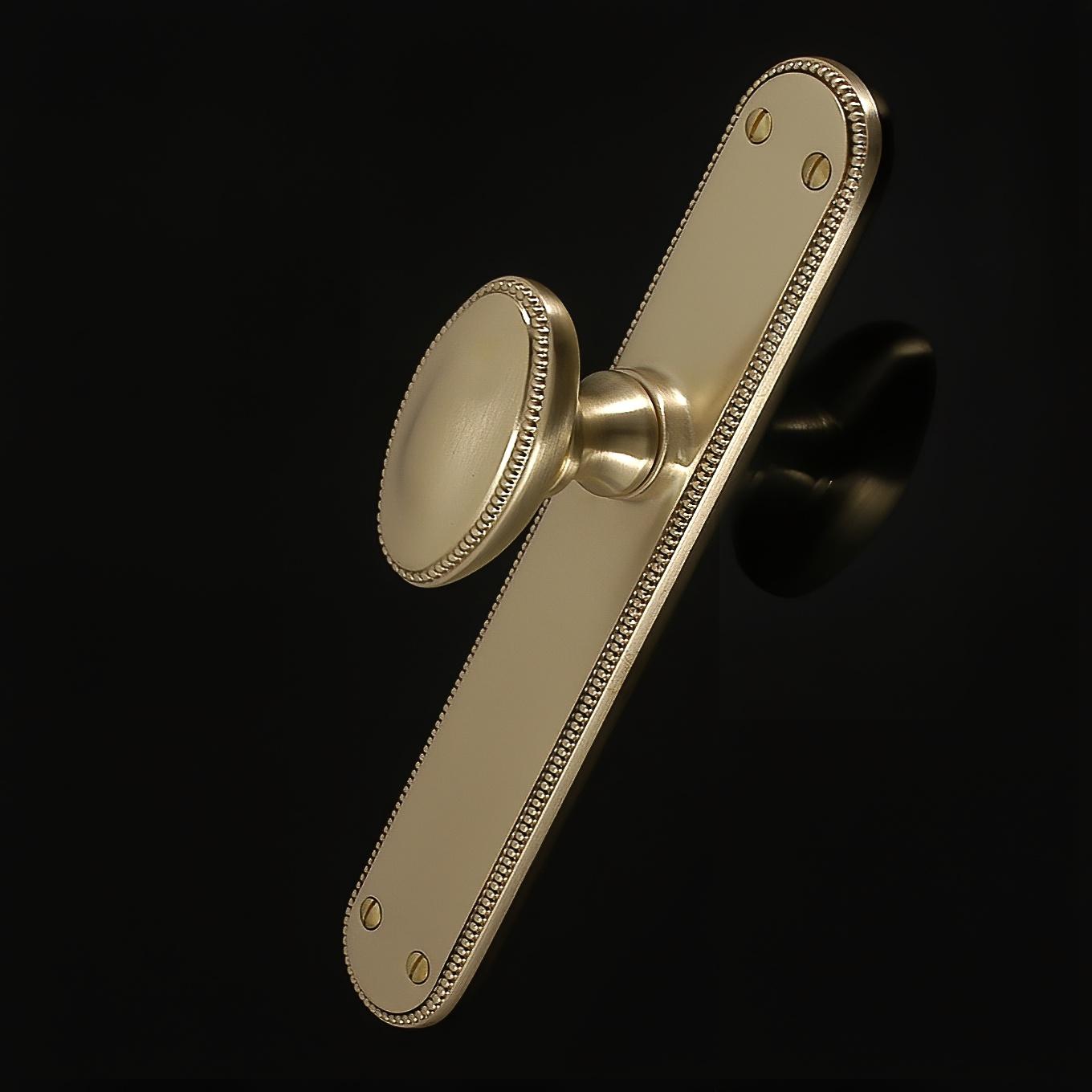 Princess Oval Door Knob on Plate