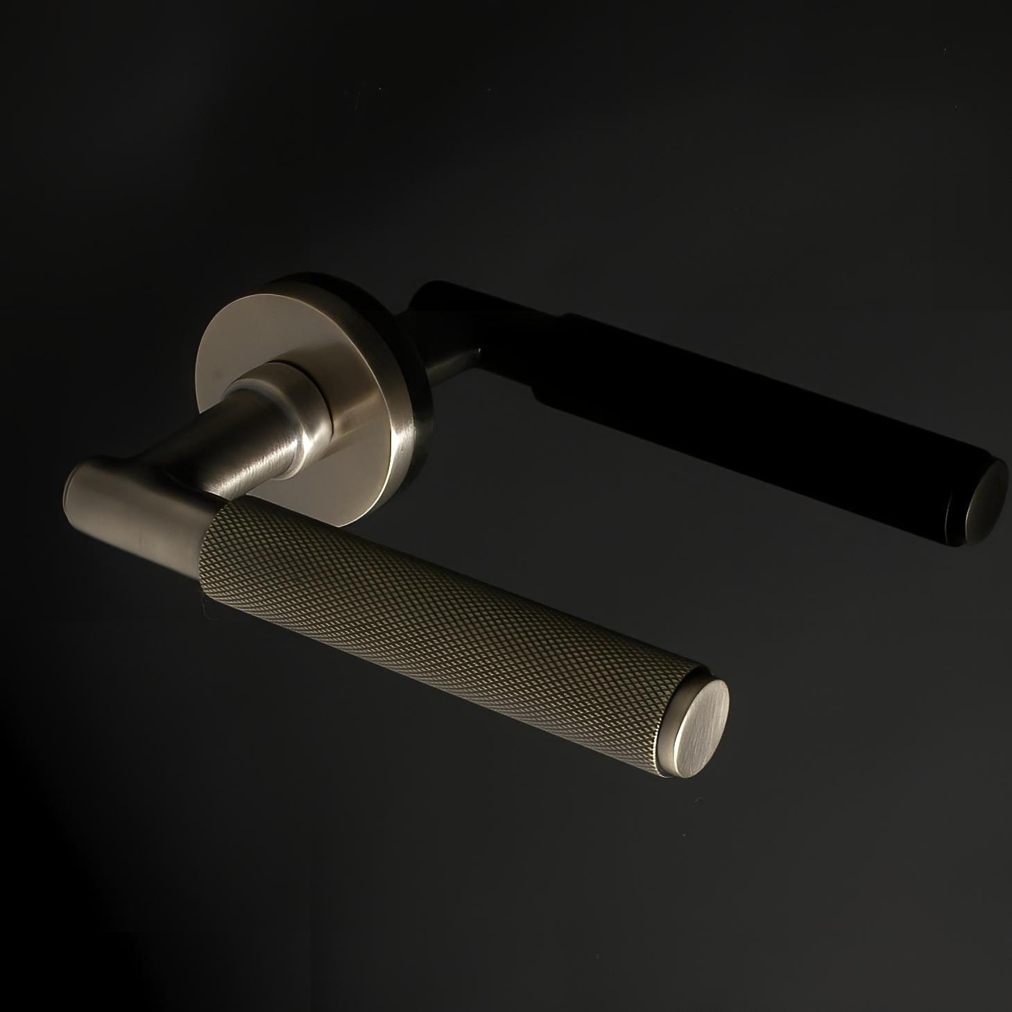 Datum Door handle