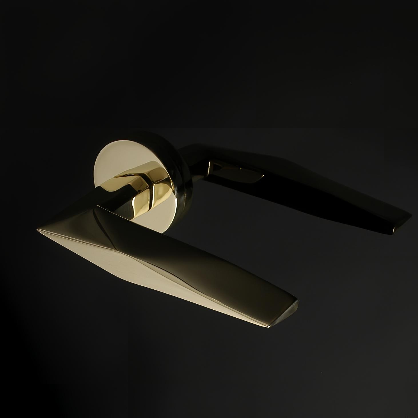 Monolith Door Handle
