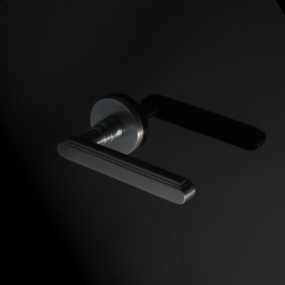 Pinnacle Door Handle - Image 4