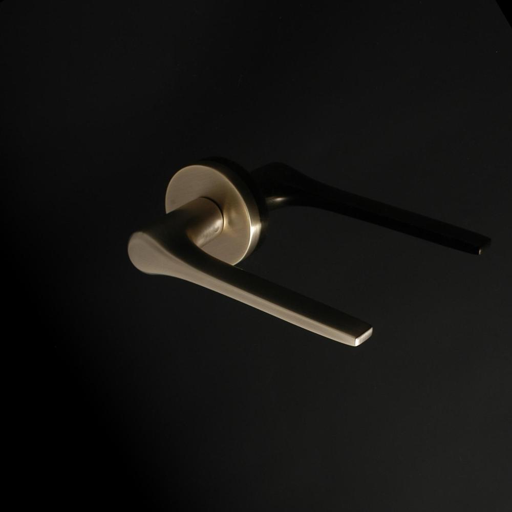 Strata Door Handle - Image 5
