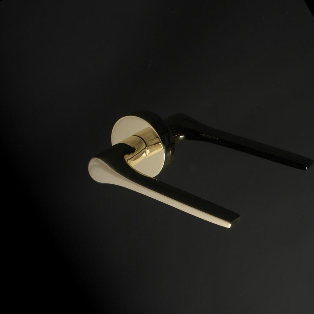 Strata Door Handle - Image 11