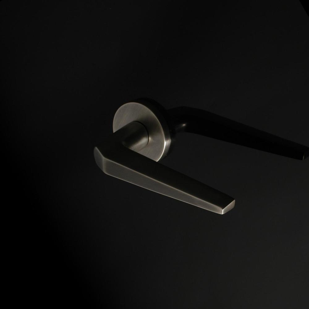 Arcadia Door Handle - Image 2