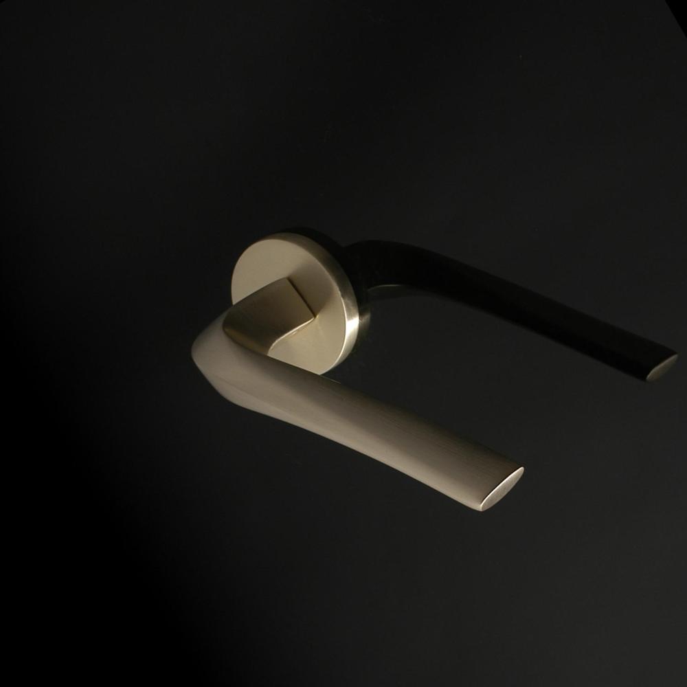 Contour Door Handle - Image 13