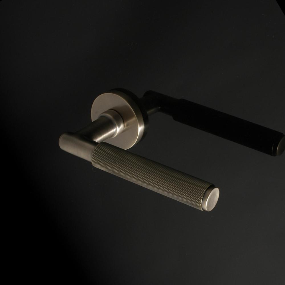 Datum Door handle - Image 6