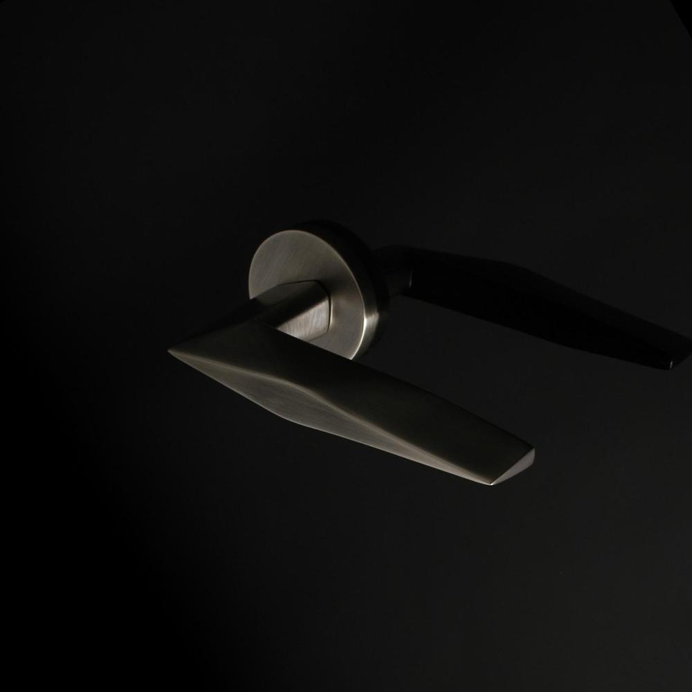 Monolith Door Handle - Image 2