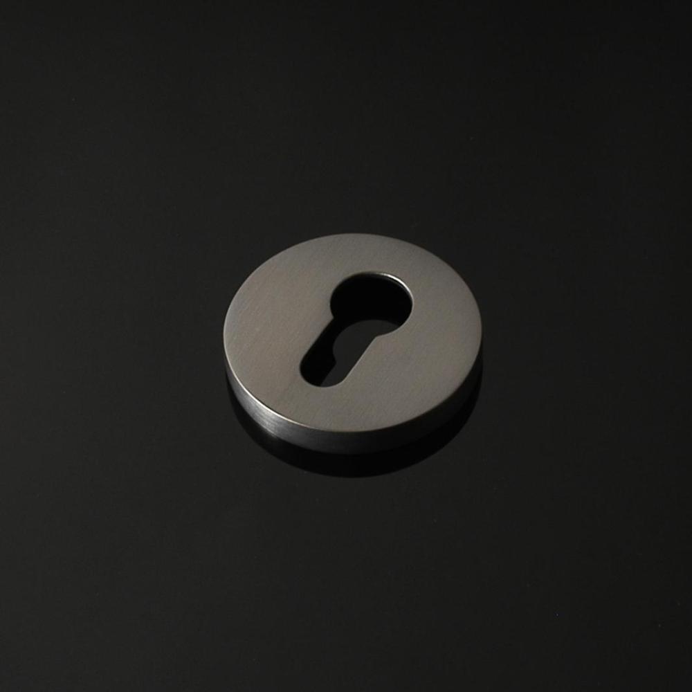 Danby Escutcheon - Image 4
